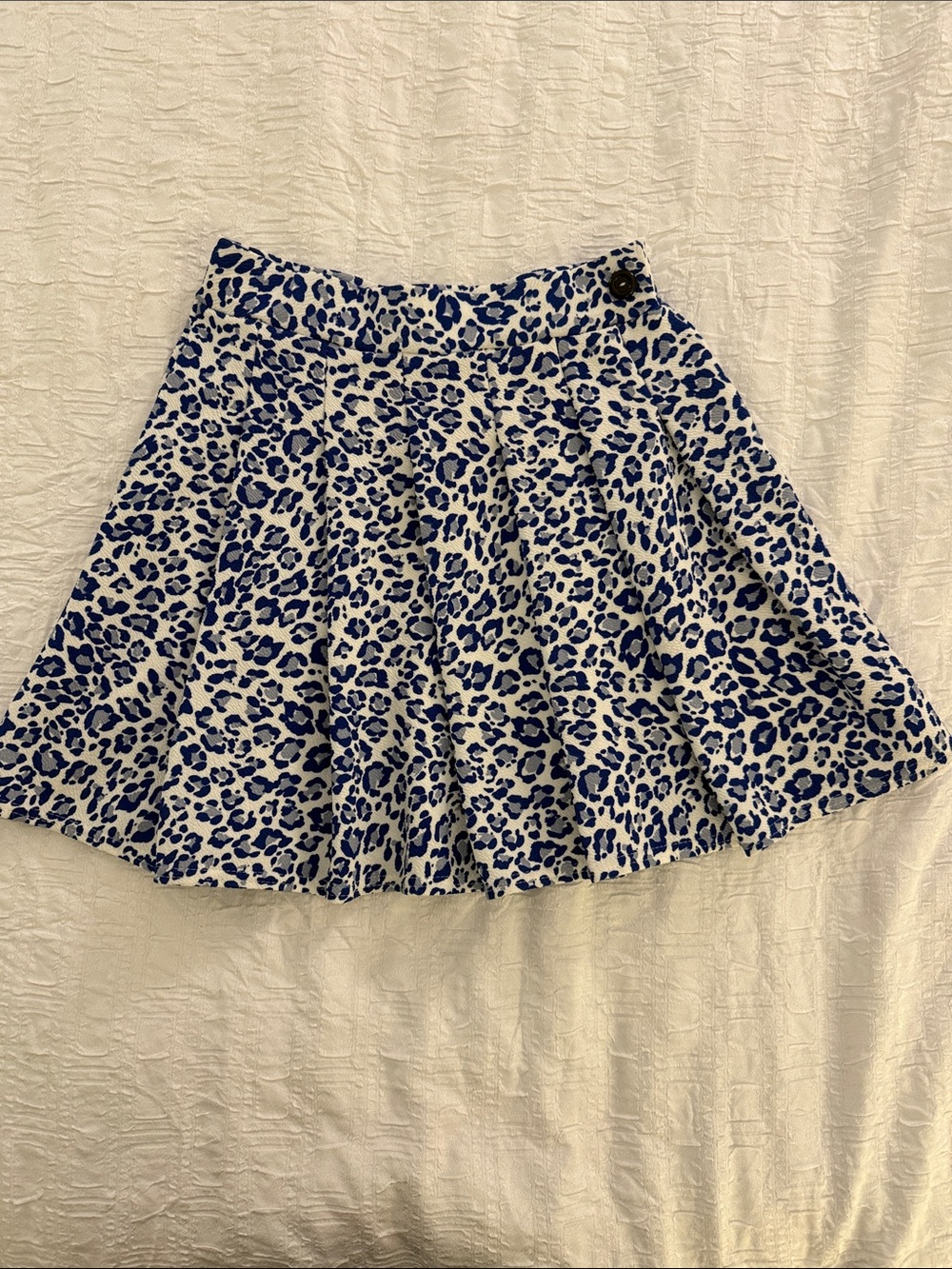 PrettyLittleThing Blue Leopard Print Skater Skirt Sz 10 NWT